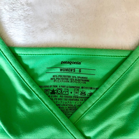 Patagonia V-Neck Outdoor Active Dress - Picture 8 of 8